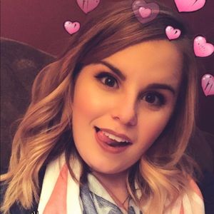 Meet your Posher, Kaitlin